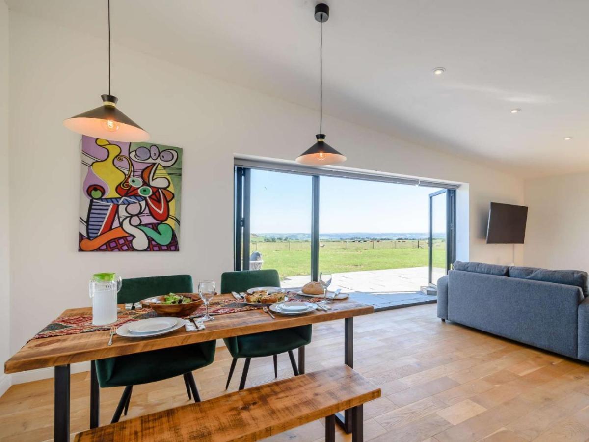 2-Bed Modern Bungalow - Outstanding Country Views Harrogate Dış mekan fotoğraf