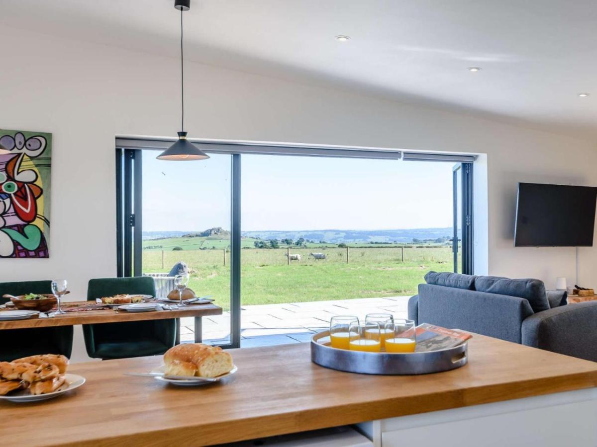2-Bed Modern Bungalow - Outstanding Country Views Harrogate Dış mekan fotoğraf
